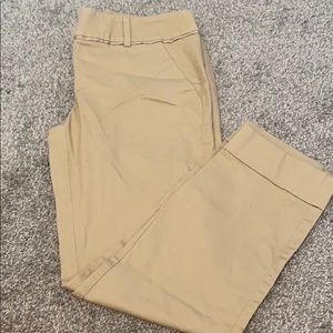 NY&C Khaki Capris